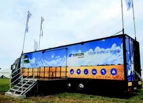 Topcon Infostand