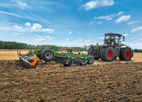 Amazone und Claas