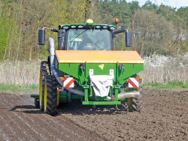 dünger streuwagen profi Profi Streuwagen 25L – SCHMIDT'S Onlineshop main image 1